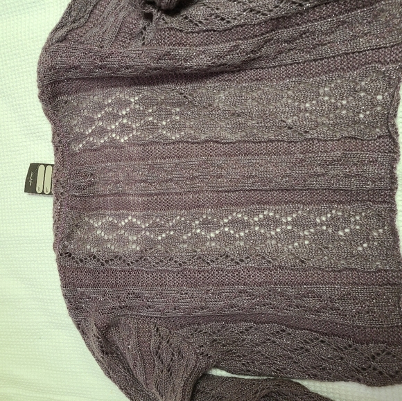 Sweater - Picture 2 of 3